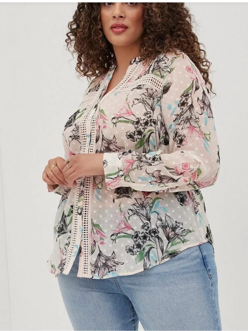 Torrid Blouse Size 4X Ivory Dotted Floral Chiffon Sheer Lace Inset Pintuck Tunic